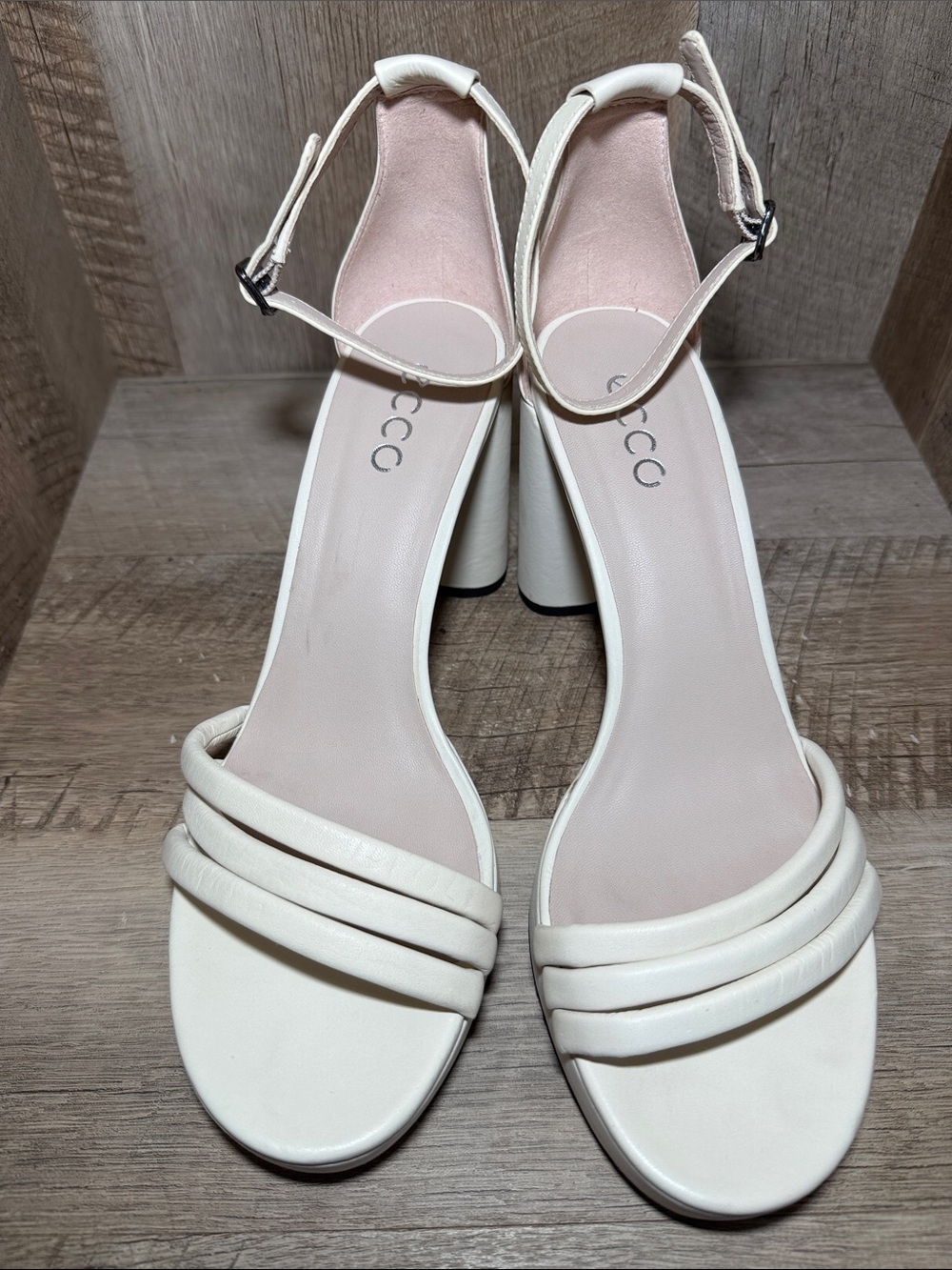 ECCO Elevate Sculpted Sandal Platform - Picture 15 of 15